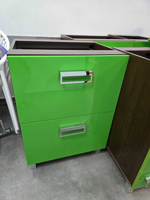 Vand mobilă cabinet/diverse spatii