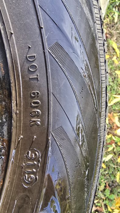 Anvelope Nokian Iarna 215 65 16 si 185 65 15