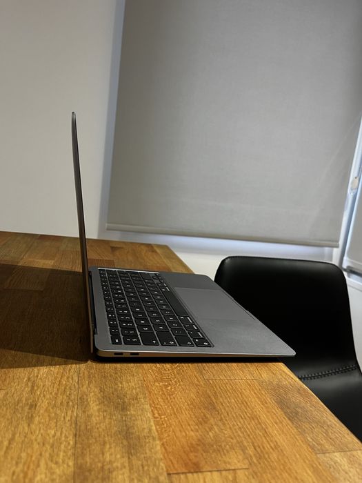 Macbook Air M1 13 inch