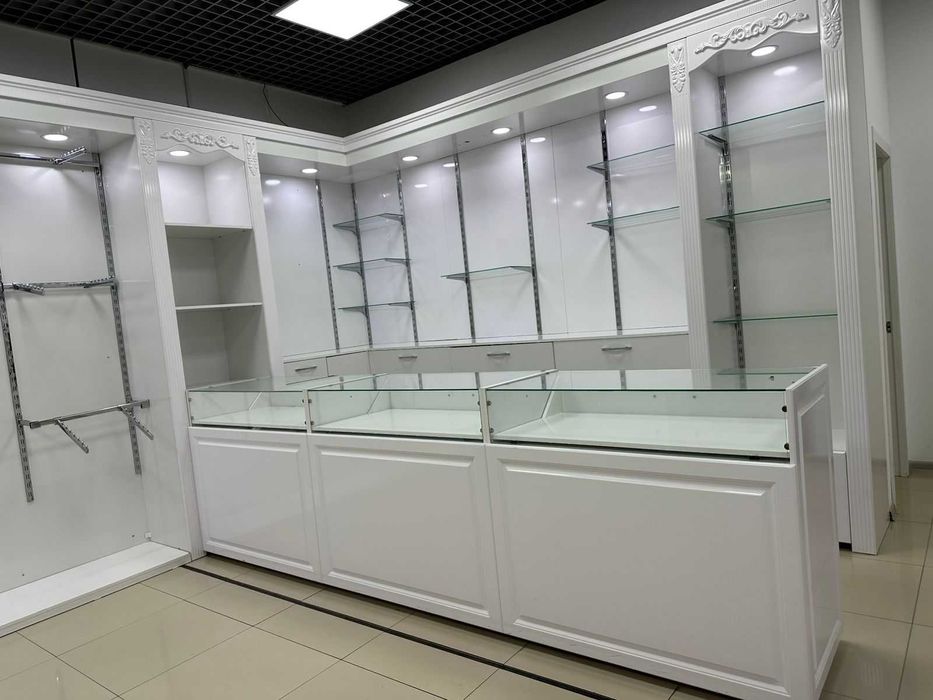 Продам торговое оборудование для магазина