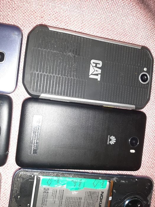 Telefoane pentru piese sau reparat