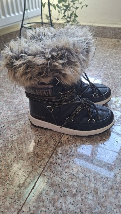 Moon boots copii marimea 31