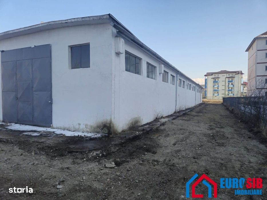 Hala in Sibiu loc Avrig Marsa