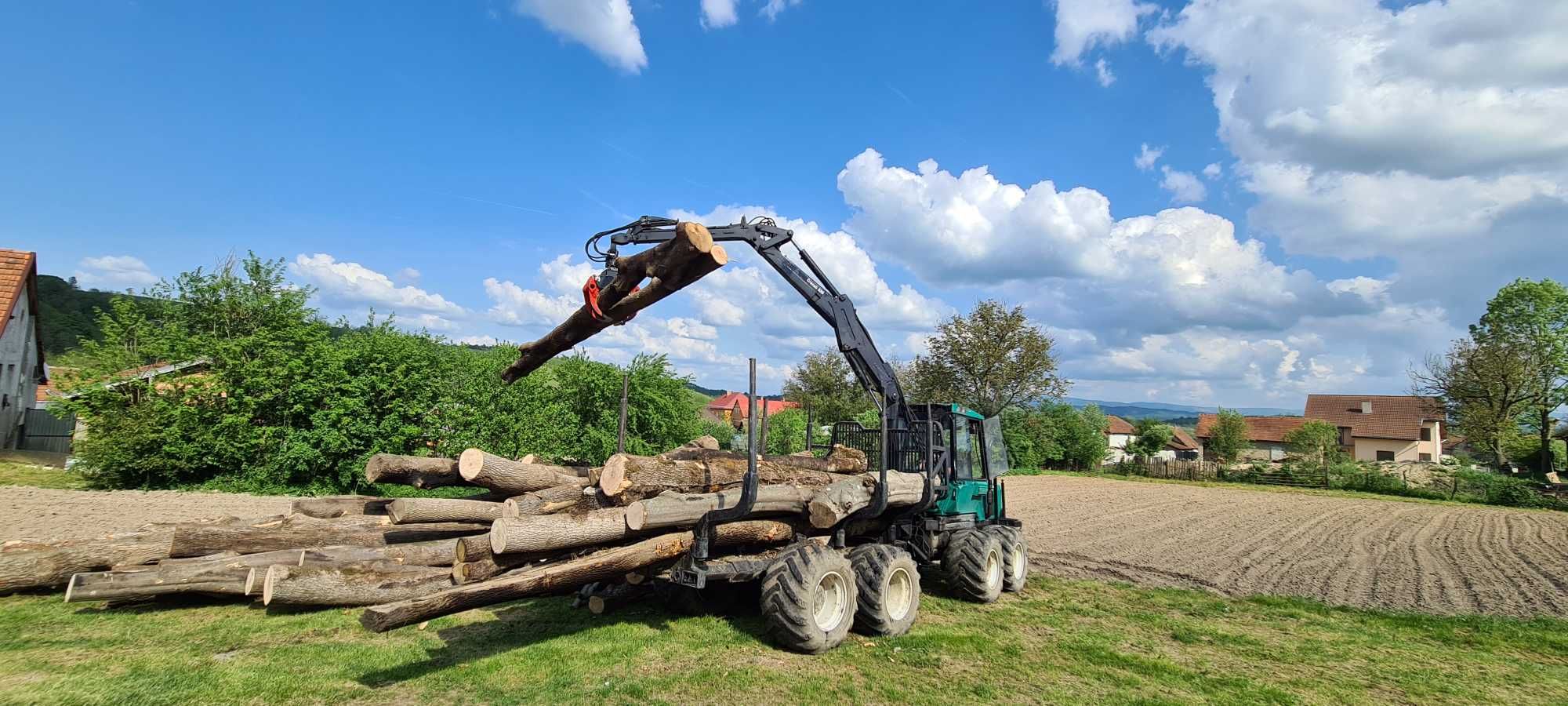 Forwarder Silvatec 856 cu macara Cranab cu joystick utilaj padure