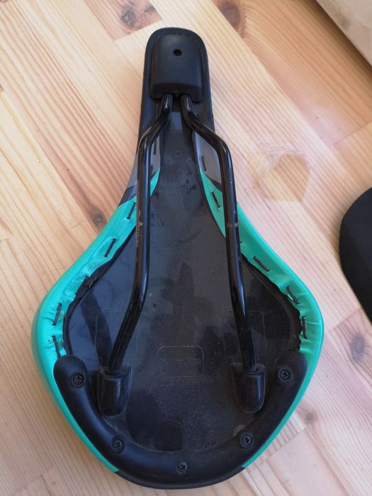 Продаю аксессуары для велосипеда