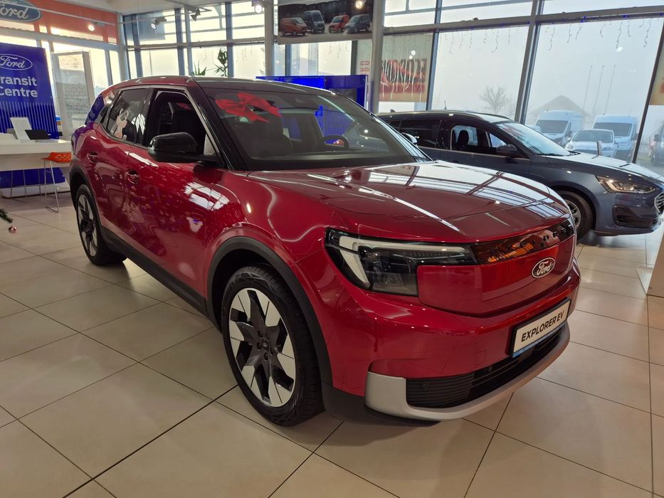 Ford Explorer Ford Explorer EV 5 usi Premium electric, autonomie extinsă 340 CP AWD