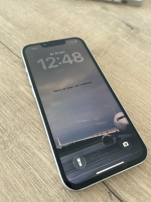 Iphone 13, в хорошем состоянии