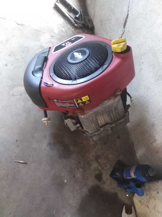 Двигател 11.5 BRIGGS & STRATTON