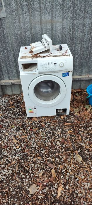 Машинка автомат.