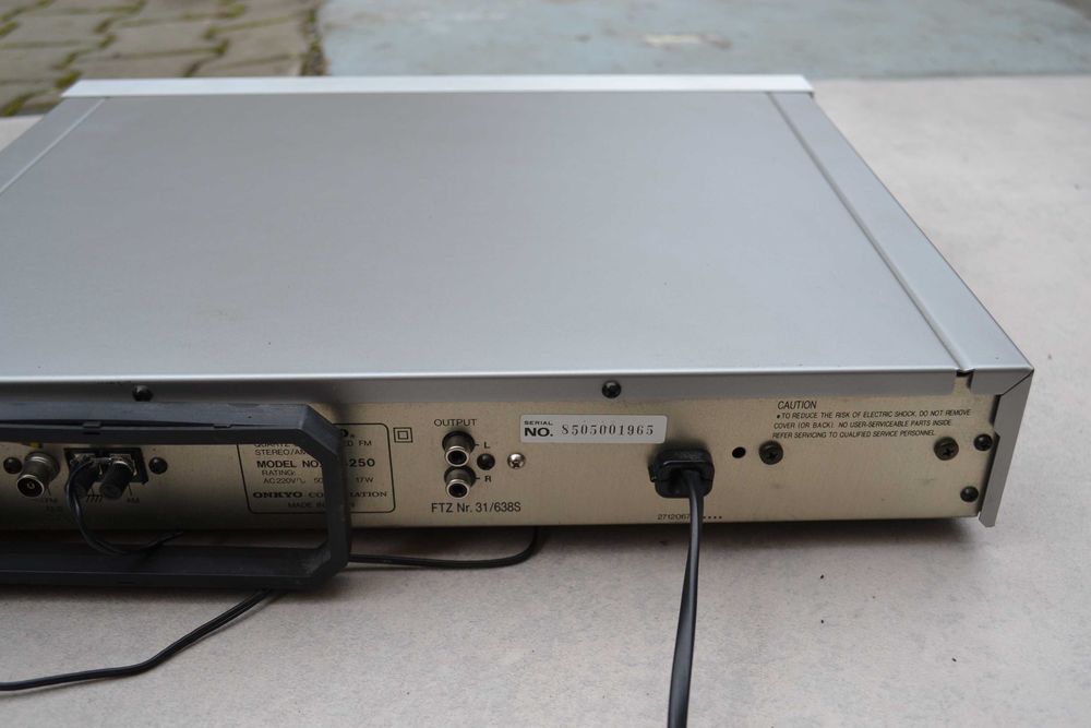 Tuner Onkyo Integra T 4250