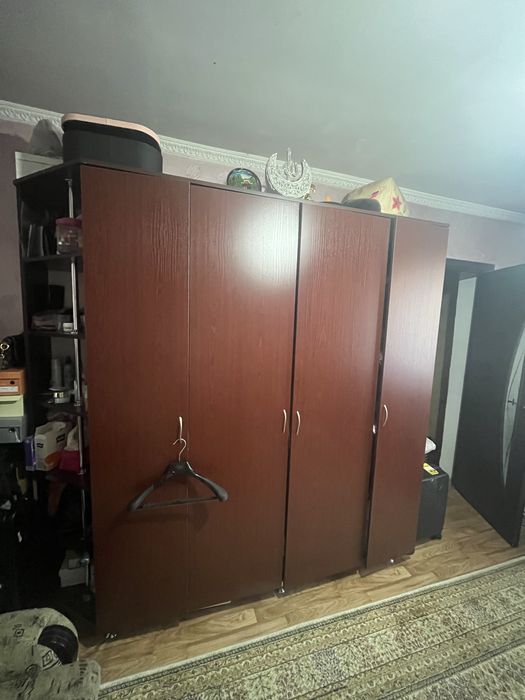 Шкаф плательный 4 дверей
