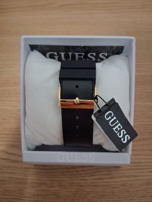 Ceas guess barbatesc