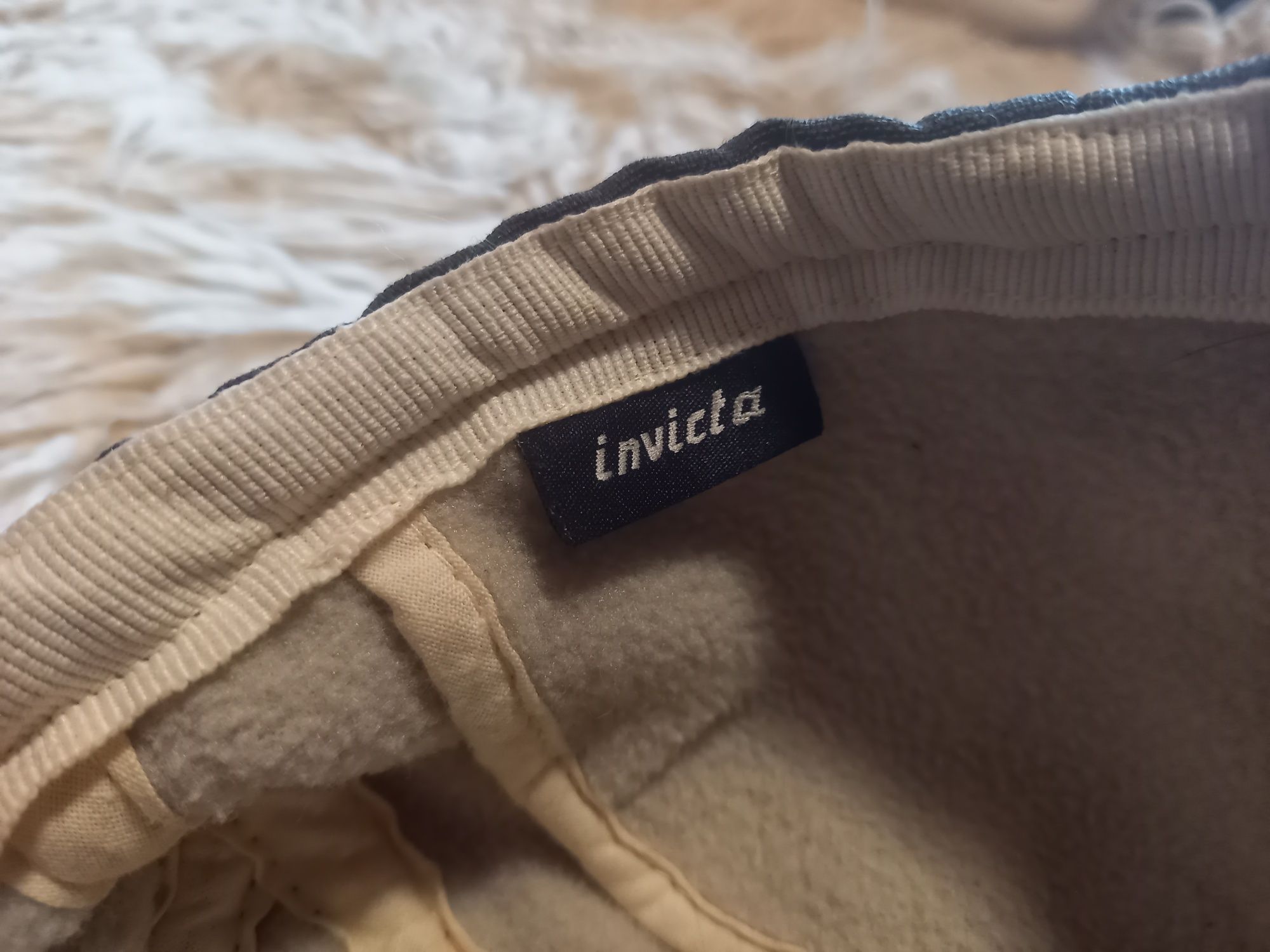 Зима шапка Invicta