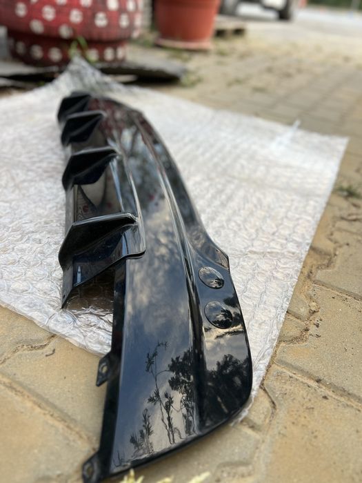 Добавка( Дифузьор) за задна броня за BMW Е92/93