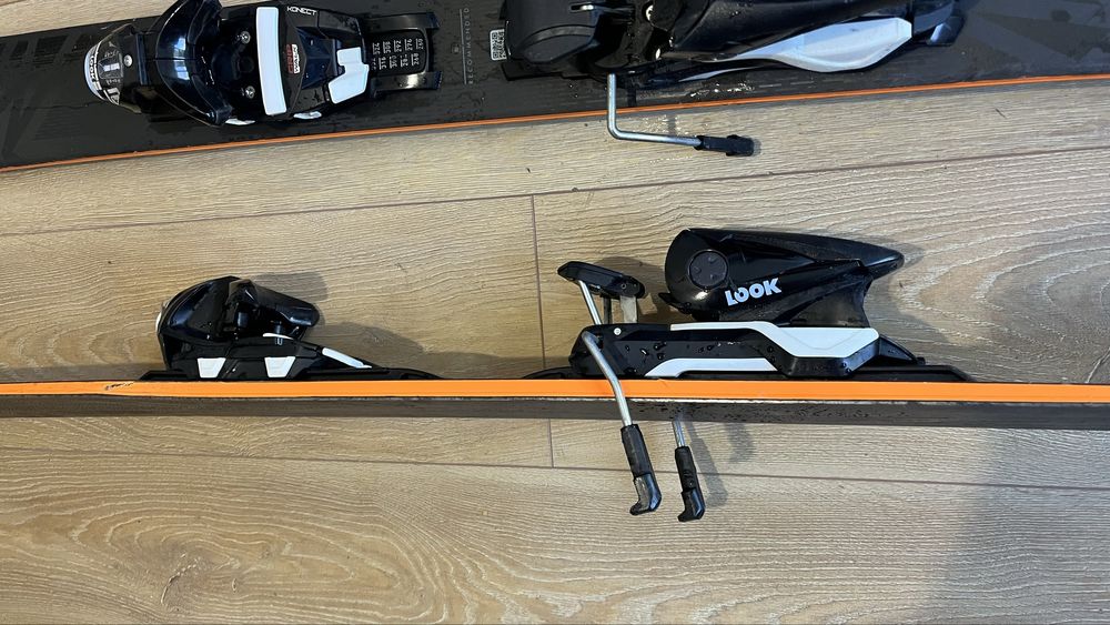 Schiuri Salomon QST 169 Carbon flax All mountain + Clapari Salomon QST