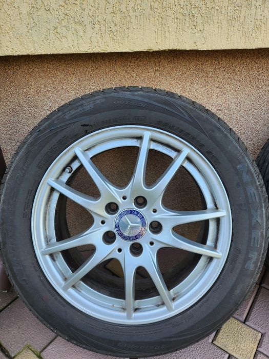 Vand roti Mercedes