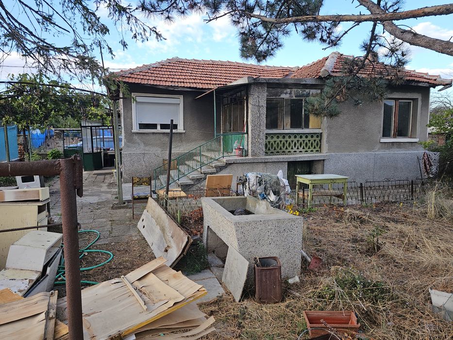 Лична продажба.в кв болярово.1430кв