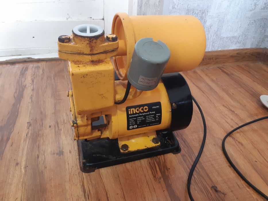 Водяной насос   .