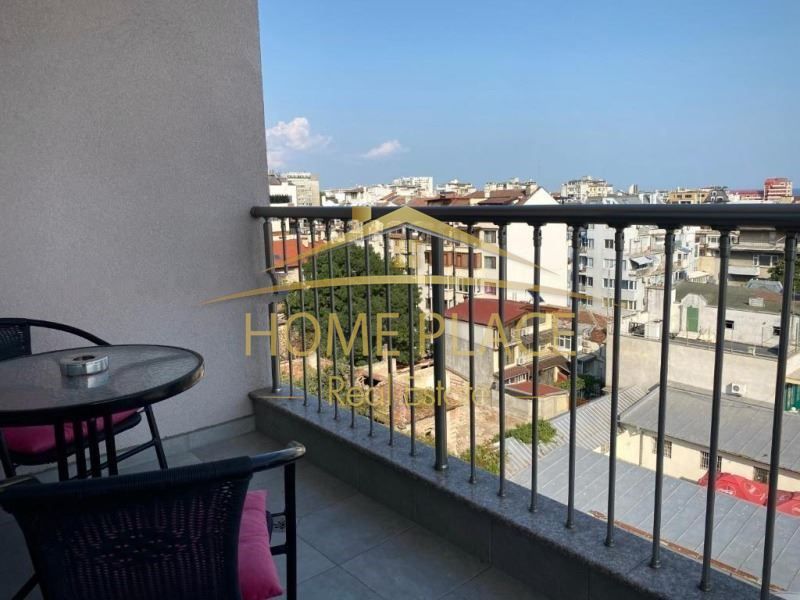 Дава се под наем Едностаен апартамент в Варна, Център - 57 кв.м за 484.5 € - Снимка #3