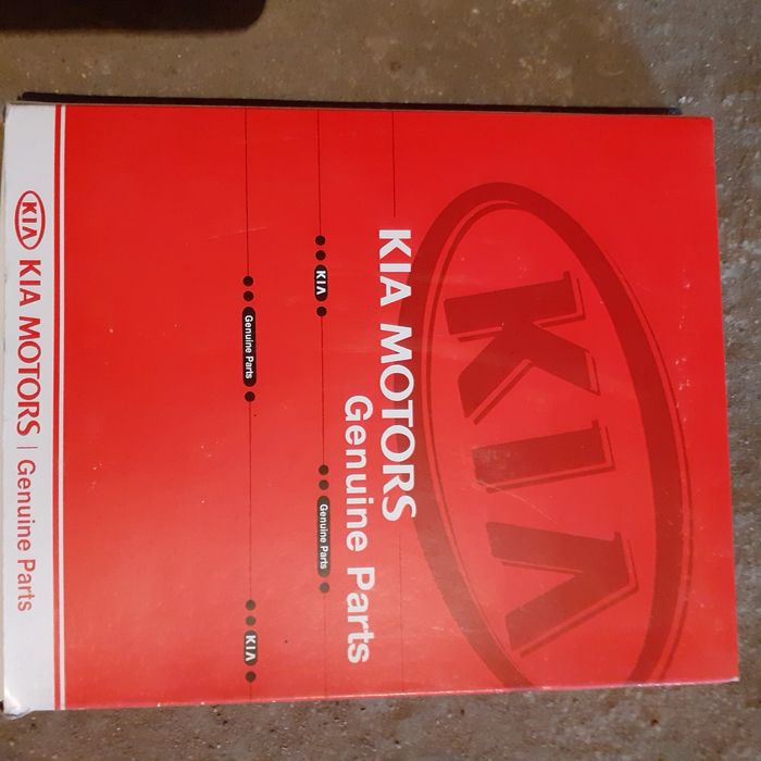 Продам  салонный  фильтр  Киа спортейдж