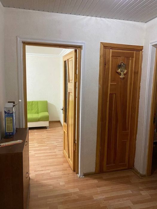 Сдам 3⁴ком 1этаж 4дом Чилонзор 2кв Ор. Аллея Гагарина