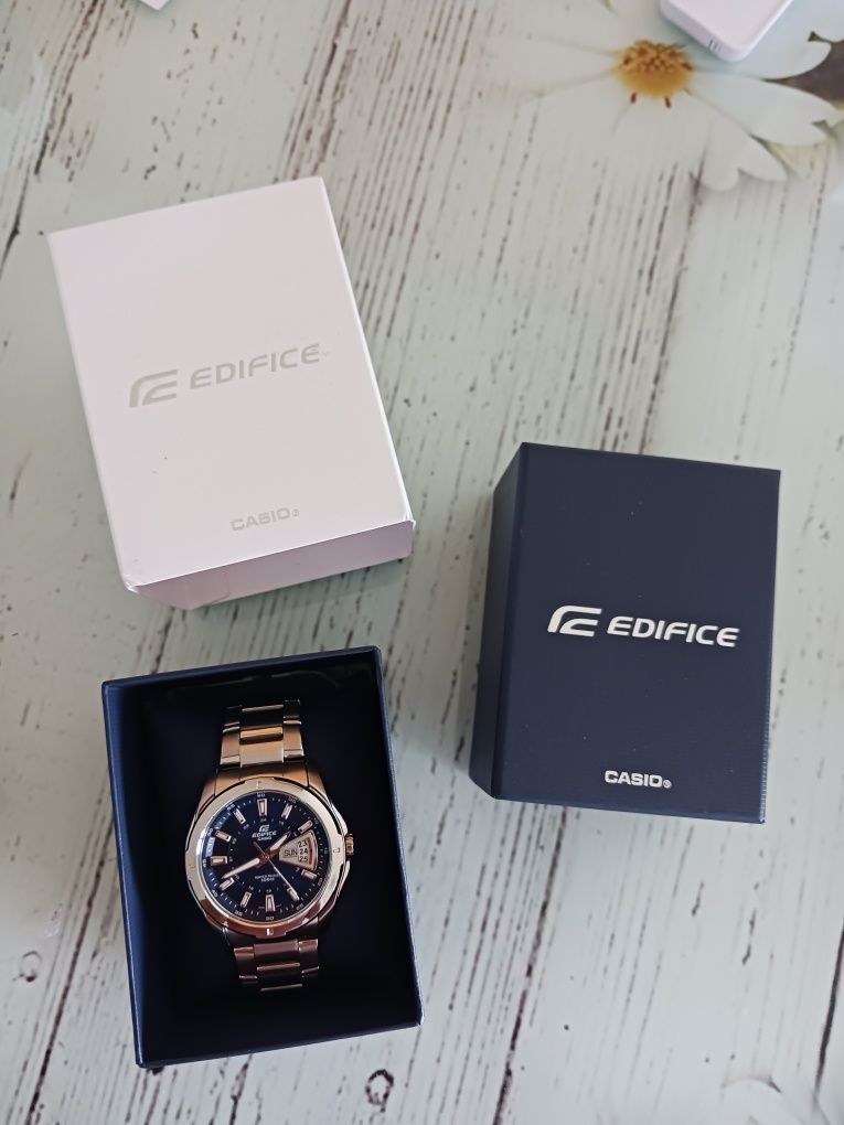Часовник Casio Edifice