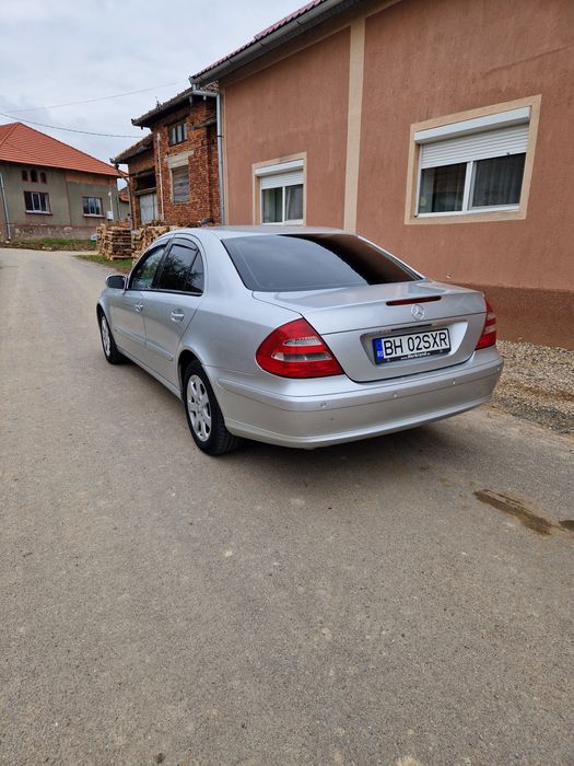 De vânzare Mercedes Benz E 200