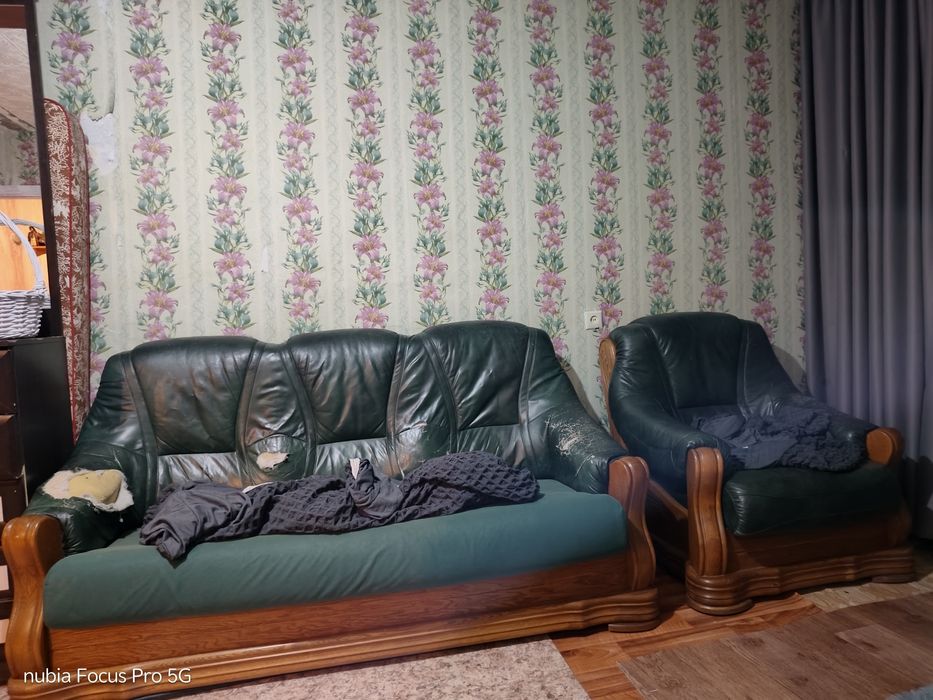 Срочно продам мягкой мебел