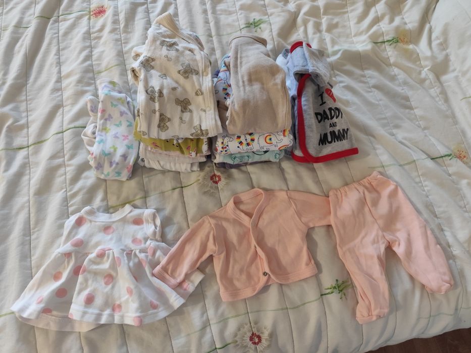 Бебешки дрешки за новородено