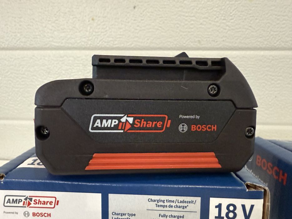 Акумулаторна батерия Bosch 18v 4.0Ah