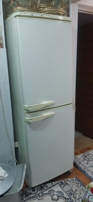 Продается холодильник