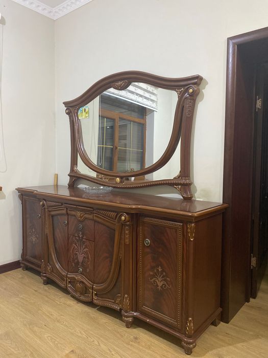 Комод для гостиной