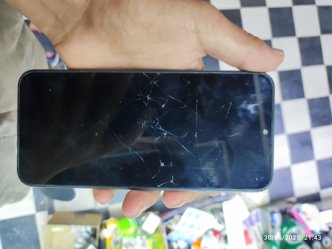 Samsung a14 srochna sotiladi