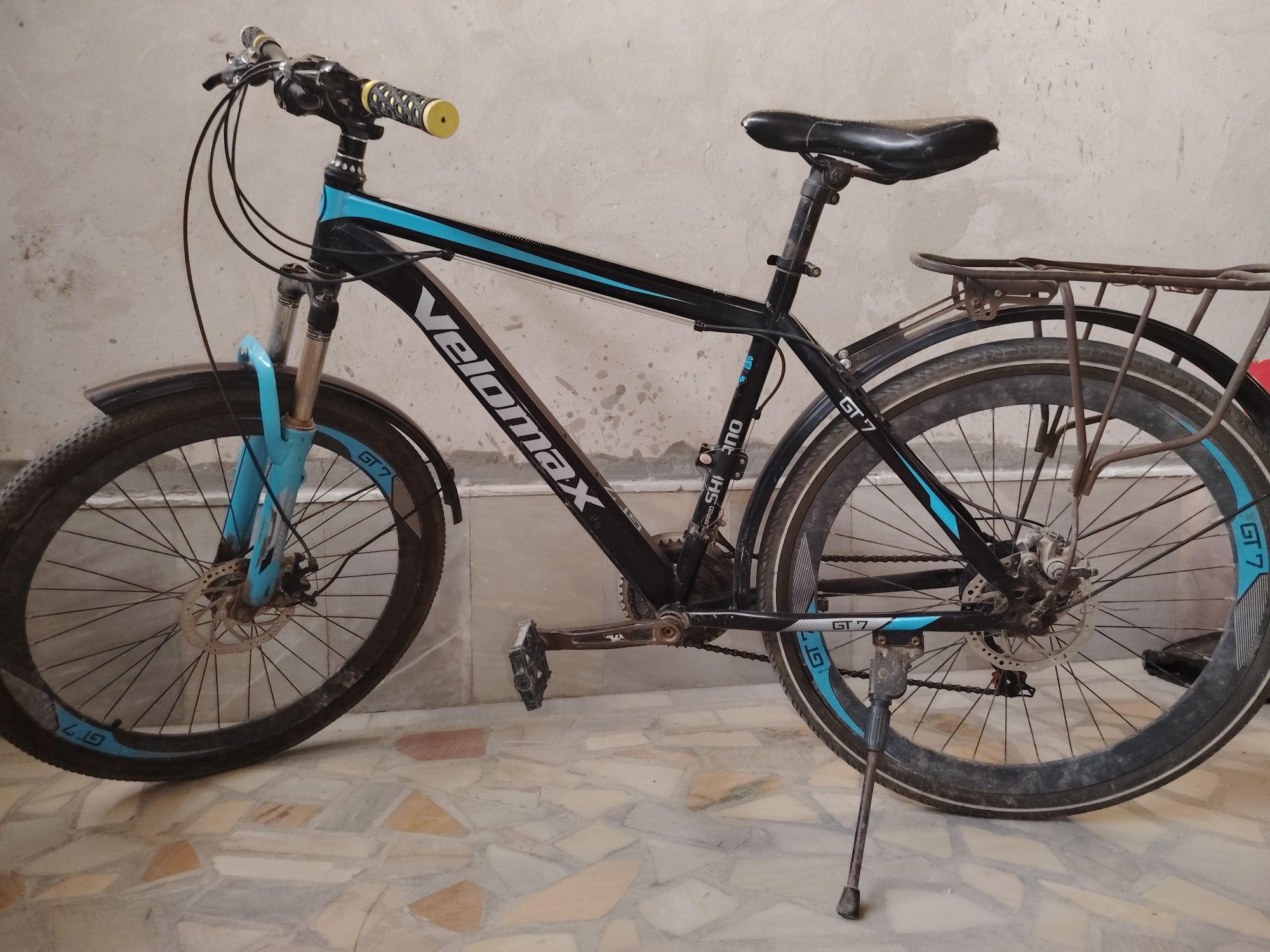 Velosiped satiladi. Manzil Nukus. Bahasi 800 min kelisimli.