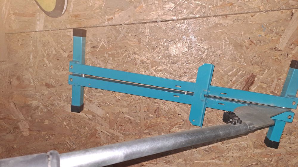 Vând forfeca de tăiat parchet