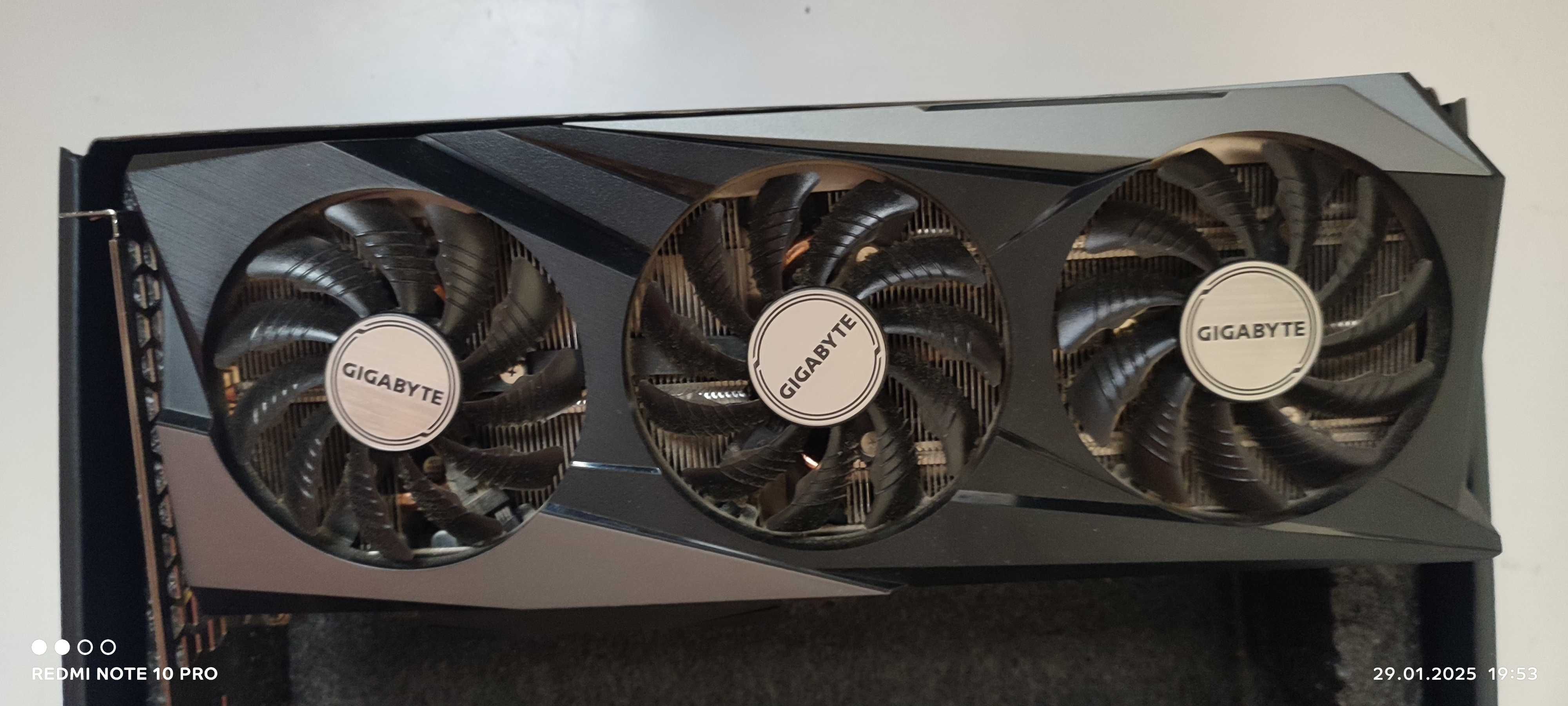 RTX 3060 v2 gigabyte 12gb