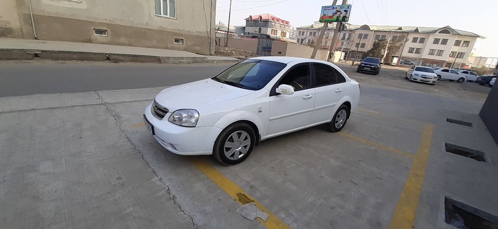 Laseti tezda sotladi