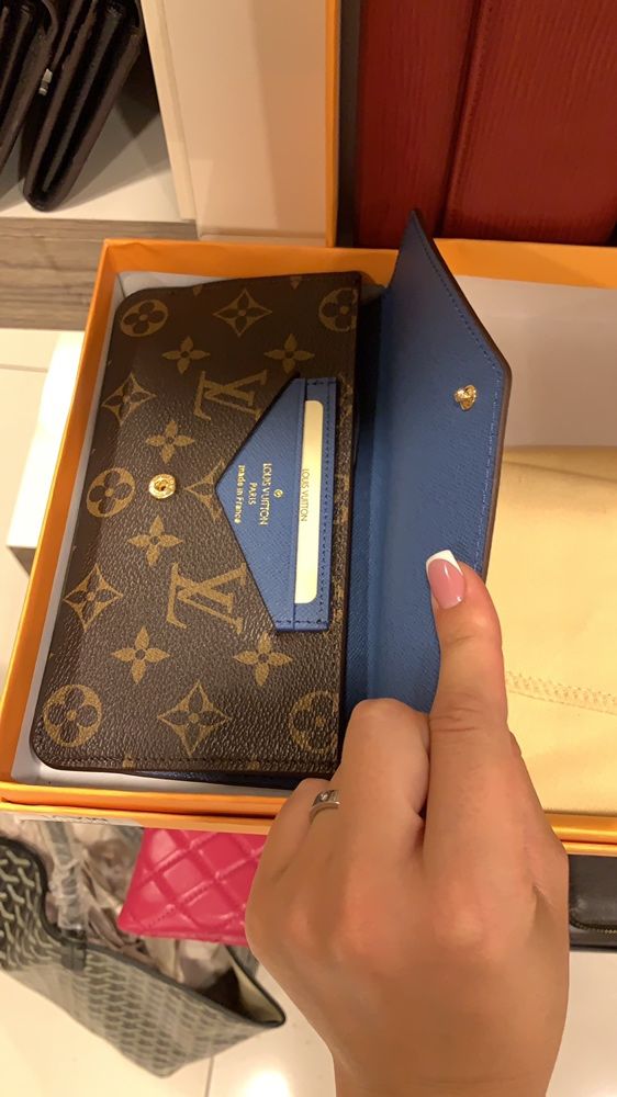 Portofel Louis Vuitton dama:Colecția noua/Poze reale:calitate superioa