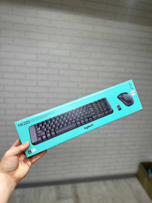 Беспроводная клавиатура и мышь Logitech