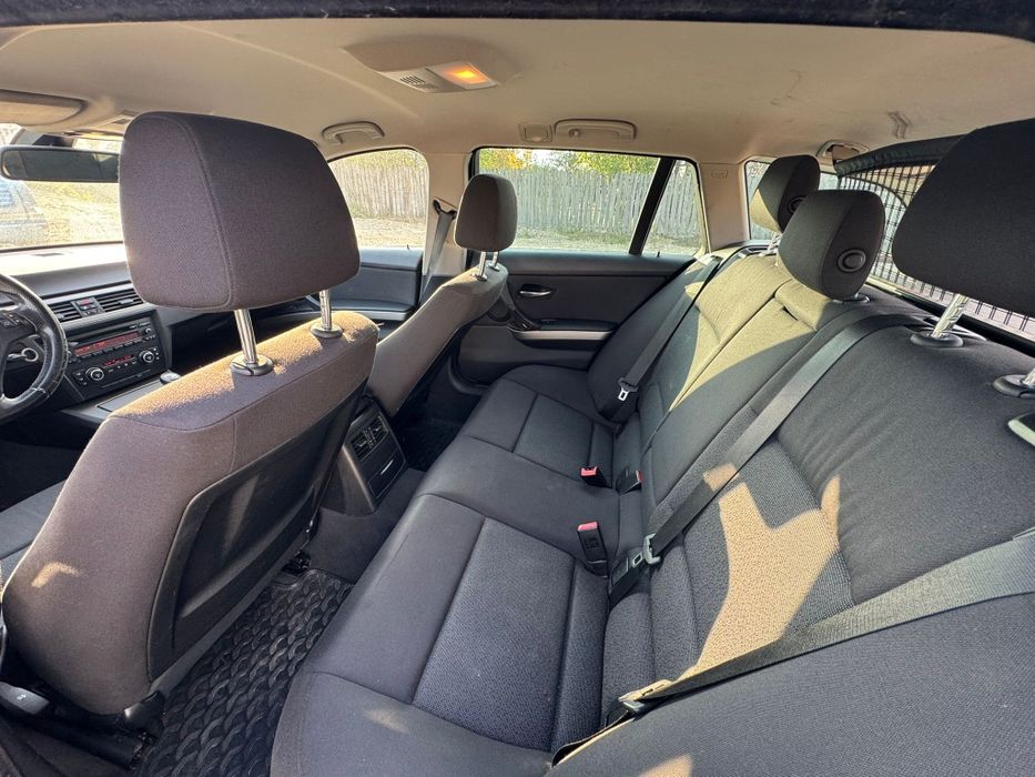 BMW E91  318 Diesel 2008