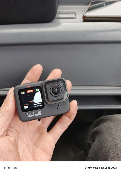 Camera GoPro 9 sotiladi holati yahshi  rosiyada olingan 16 talik flesh