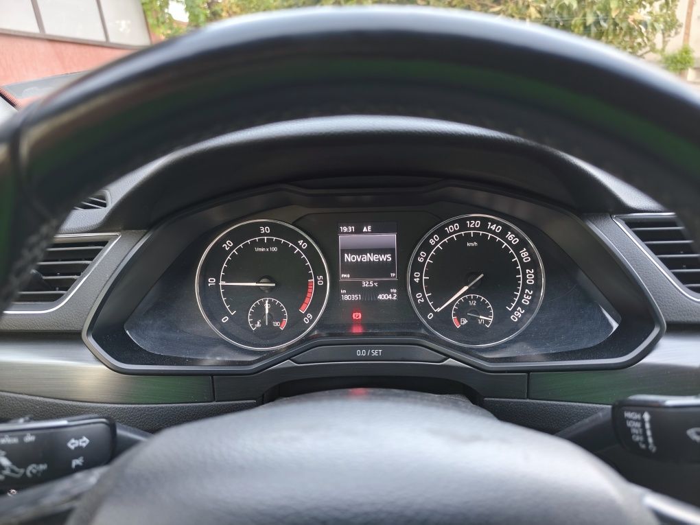 2.0 TDI, 150 к.с., ръчна 6-степенна, кожа, вс. платено!
