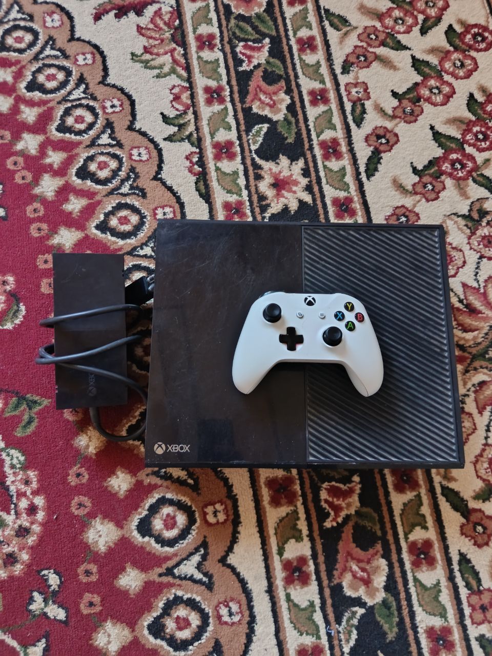 Xbox 500 GB qora