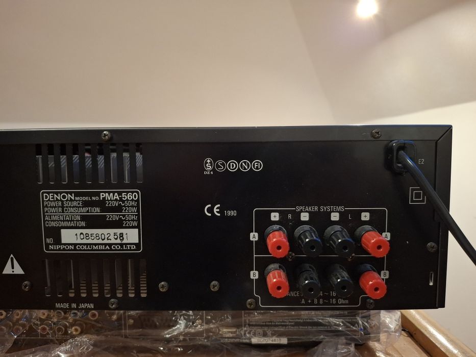 Vand statie Denon 2×110 w