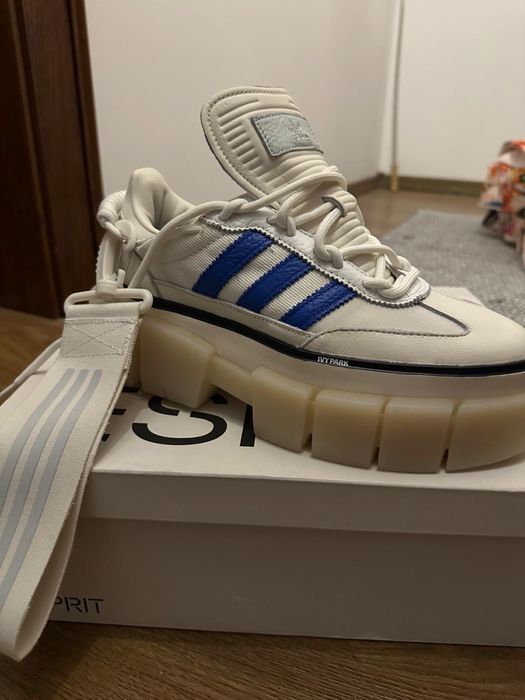 Adidasi originali ivy park super sleek 72