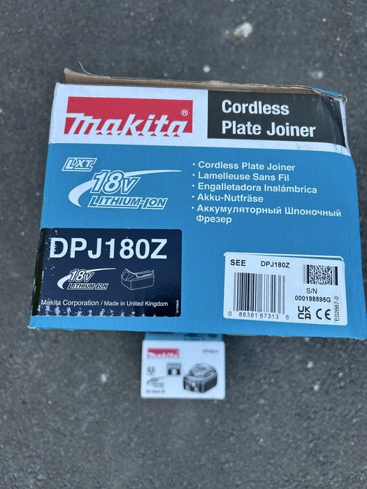 Makita DPJ 180 Z domino
