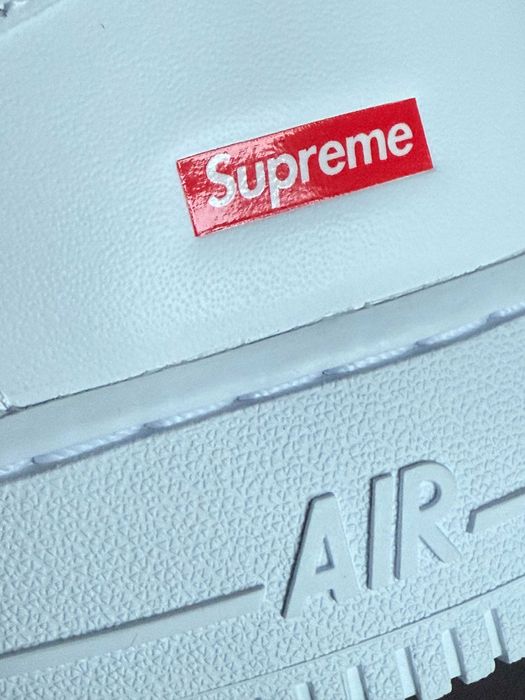 Nike Air Force 1 Low SP Supreme White – нови, лимитирана серия  №45.5