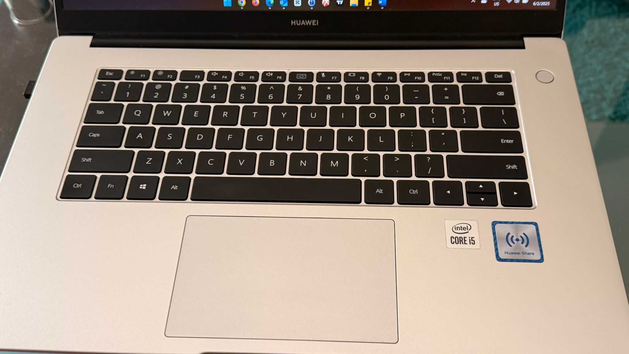 Laptop Huawei 15.6” FHD / i5-10210U / 16GB RAM / 512GB SSD /