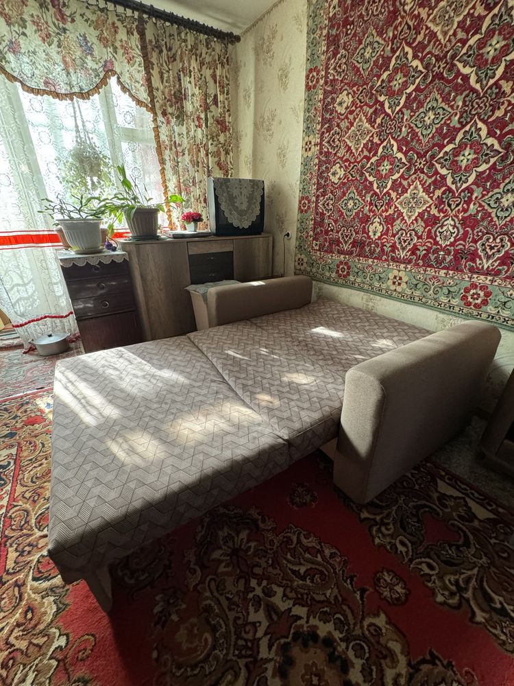 Диван в отличном состоянии