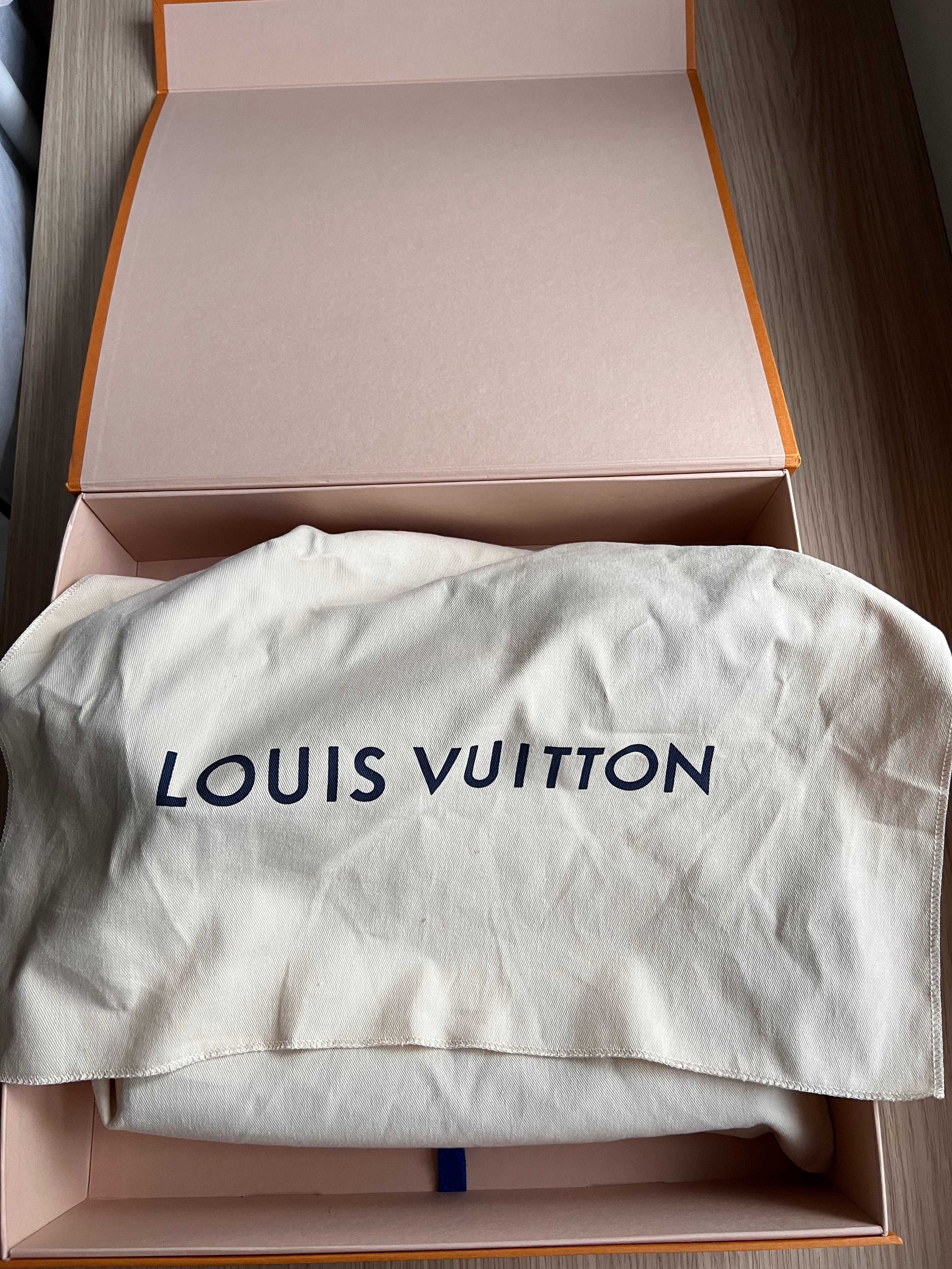 Louis Vuitton чанта 100% оригинал